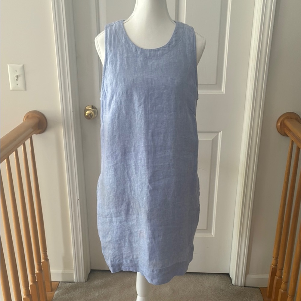 07:07  JCrew Sleeveless Linen Shift Dress